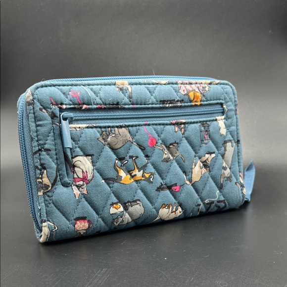 Vera Bradley Cat’s Meow RFID Turnlock Wallet in Blue Quilted - Picture 5 of 13